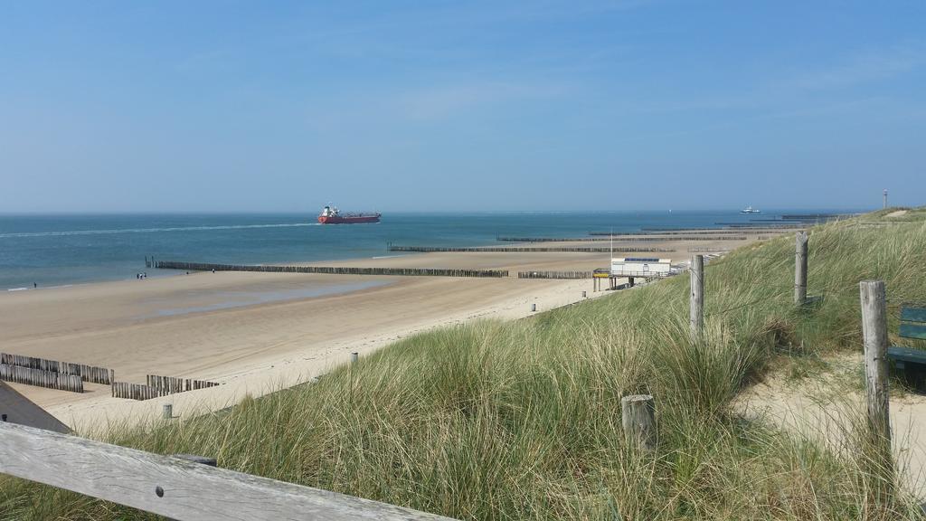 Vuurtoren Bed By The Sea Westkapelle Exterior photo